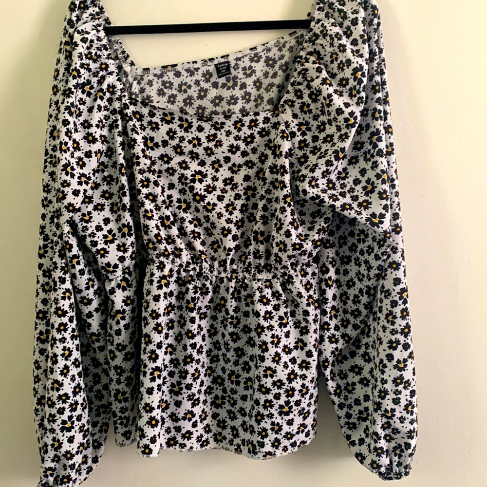 floral blouse with square collar